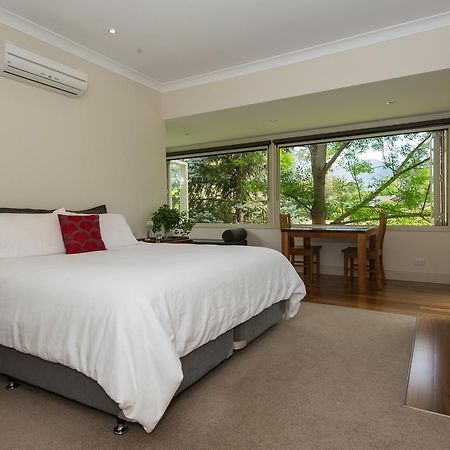 Bed and Breakfast Hollyhock Macedon Exterior foto